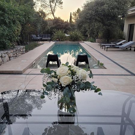 La Villa Kallisté Vacquières Esterno foto