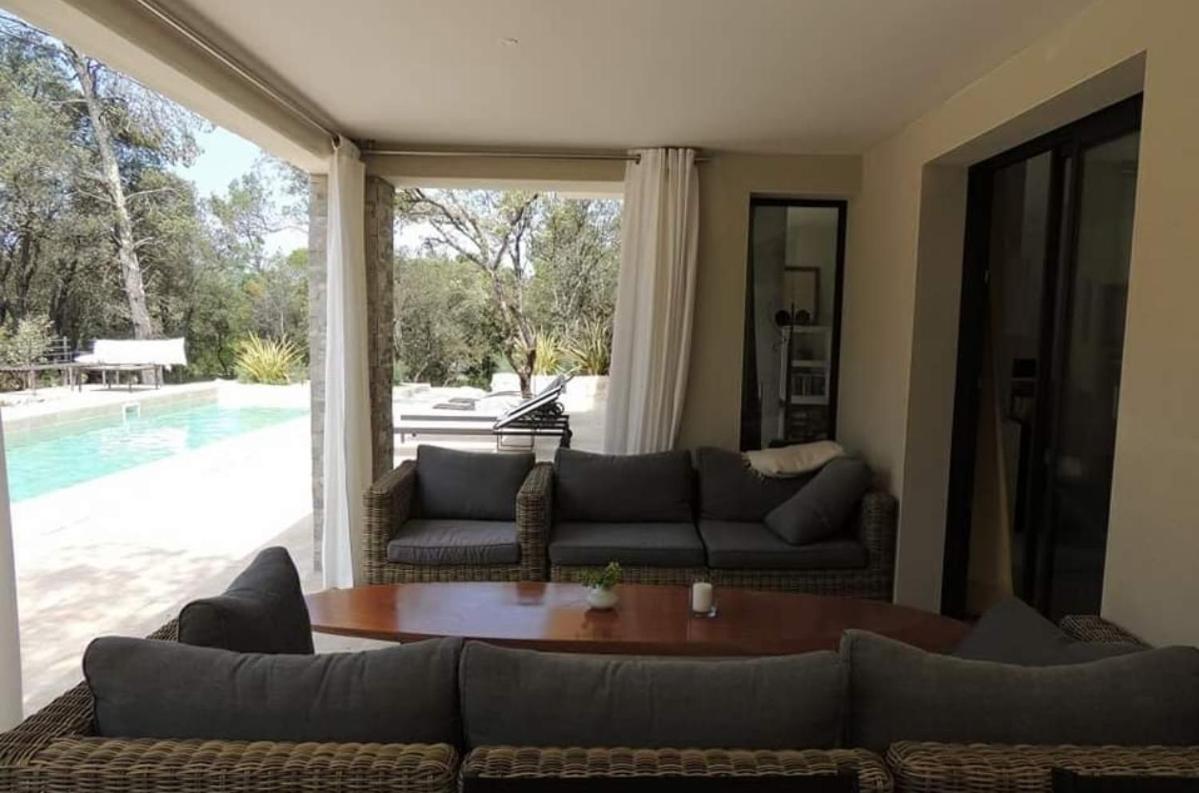La Villa Kallisté Vacquières Esterno foto